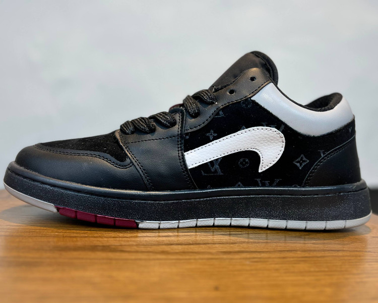 کتونی ترویس اسکات با متریال درجه یک