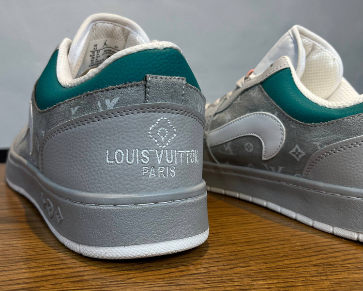 کتونی نایک ترویس اسکات لاکچری