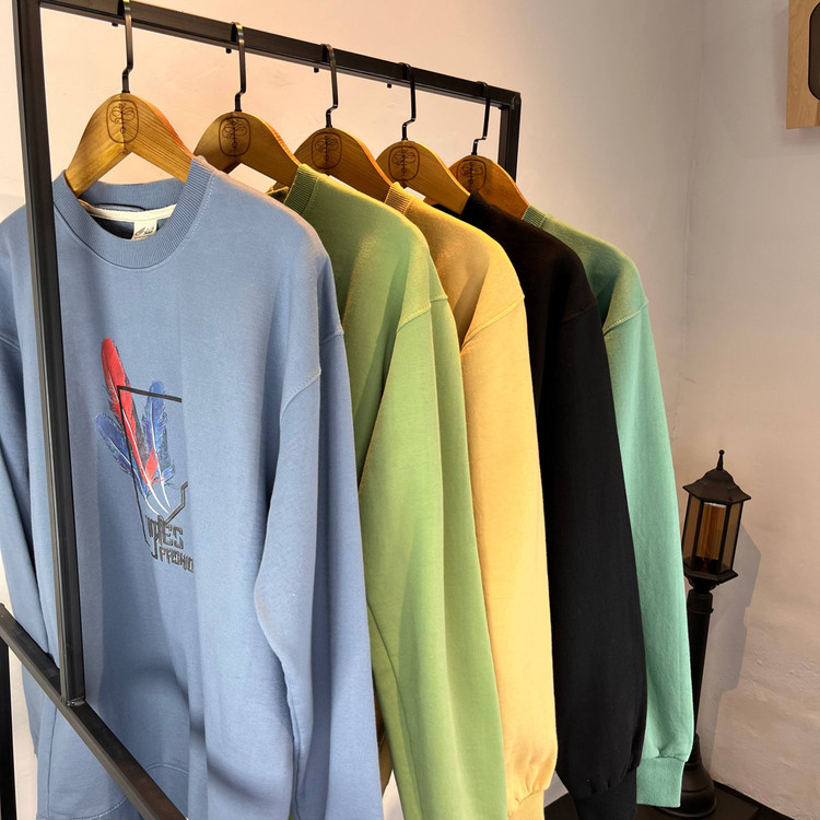 دورس مردانه گلدوزی طرح پر