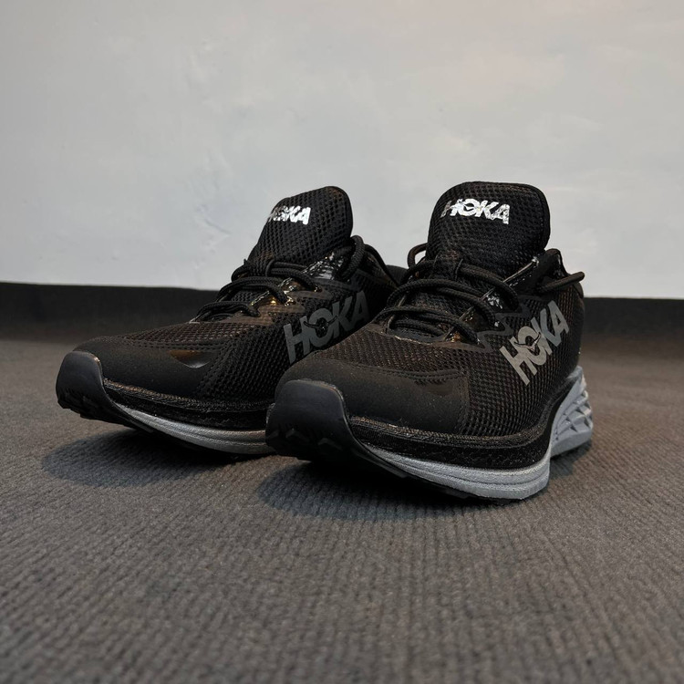 کتونی مردانه هوکا مشکی